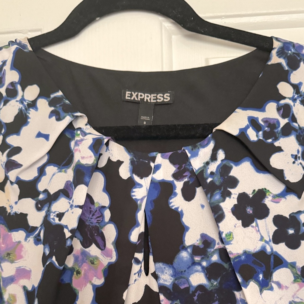 Express Mini Floral Dress - Picture 3 of 3